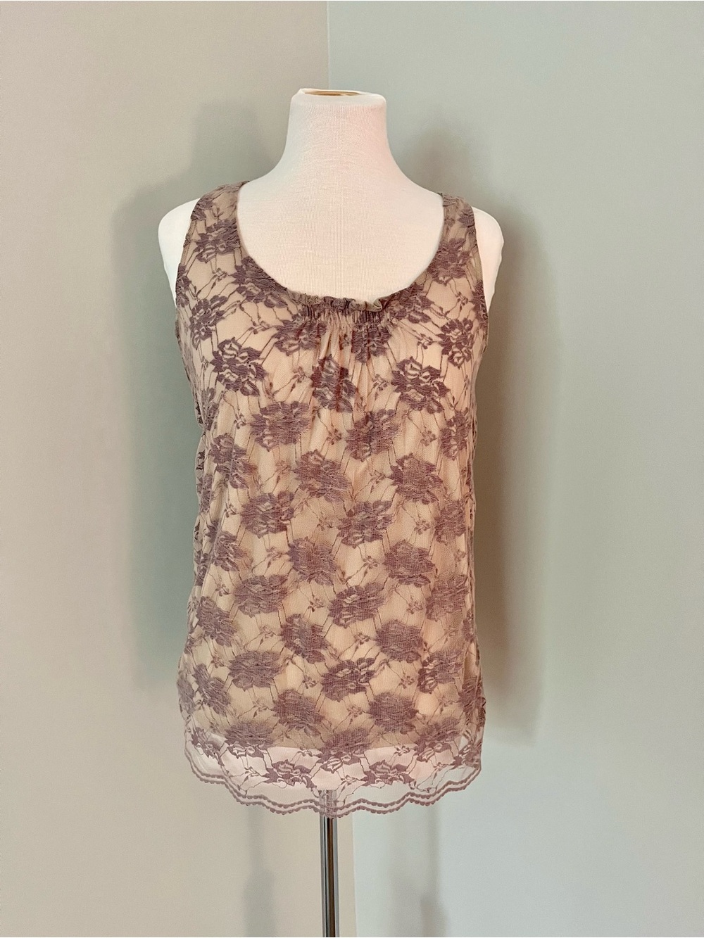 CAbi "Intrigue" Lace Overlay Long Tank Top in Taupe/Lavender, S
